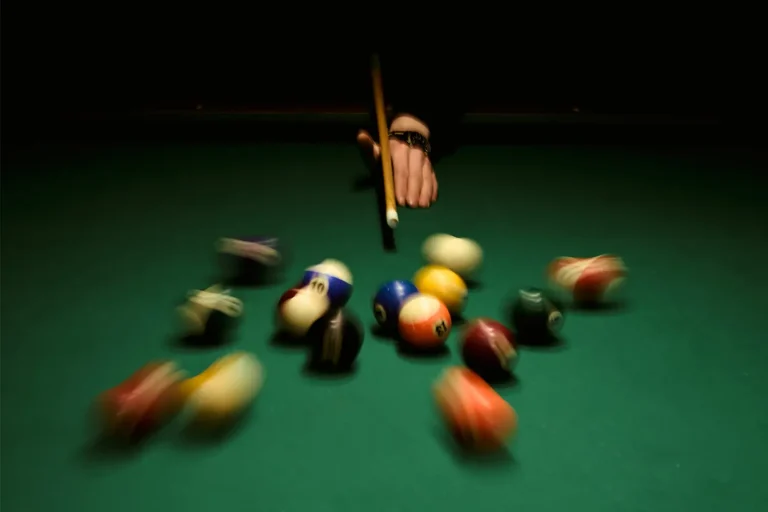 HOW TO CHOOSE THE RIGHT POOL TABLE CLOTH FOR YOUR 333